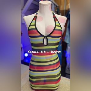 Brand : Style Kloszet Mesh Cover Up